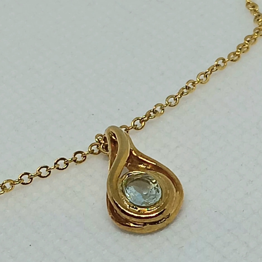 Vintage Goldtone Tear Drop Aqua Colored Focal Pendant Necklace